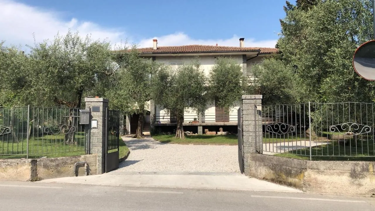 La Terrazza Sugli Ulivi Villa Toscolano Maderno Italy