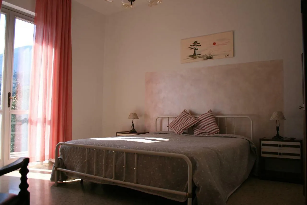 Holiday home La Terrazza Sugli Ulivi Villa Toscolano Maderno Italy